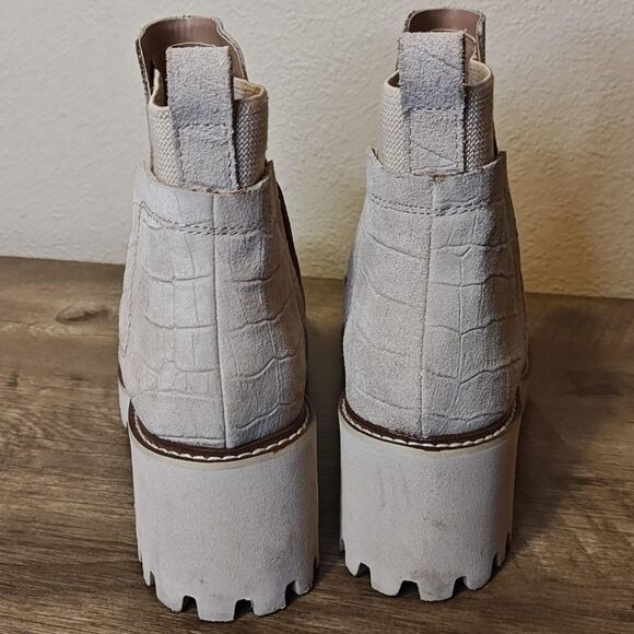 Dolce Vita Boots Womens Size 8.5 Ivory Suede Chelsea Wedge Lug Sole Pull On - Picture 7 of 16